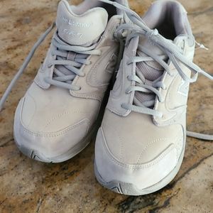 New balance 927 walking shoes